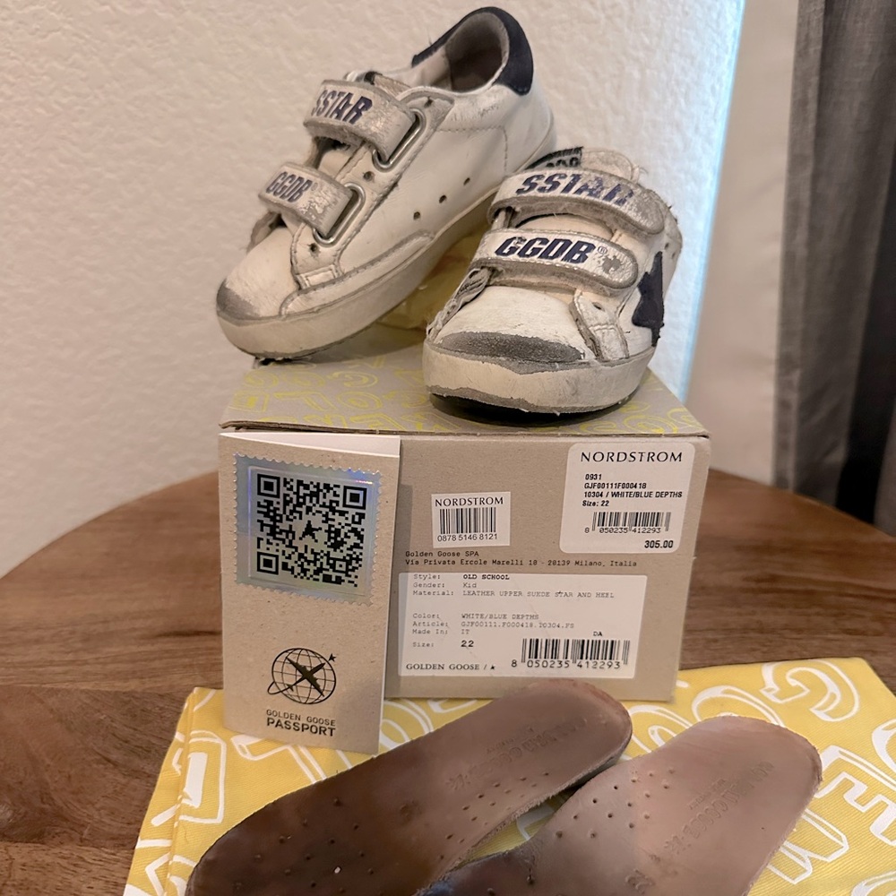 SOLD Golden Goose Old School